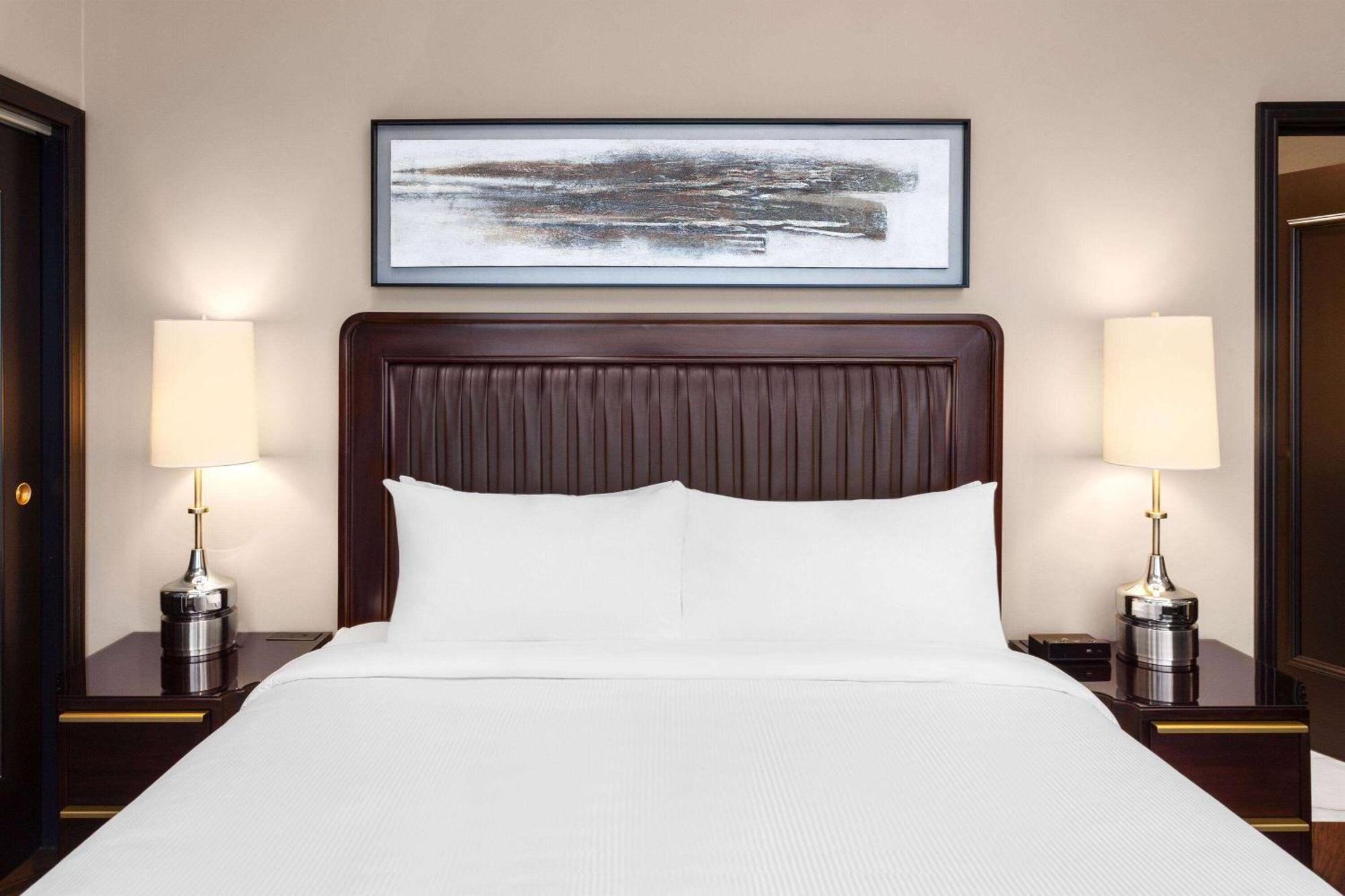 Legacy Hotel, Trademark Collection By Wyndham خليج مورو المظهر الخارجي الصورة